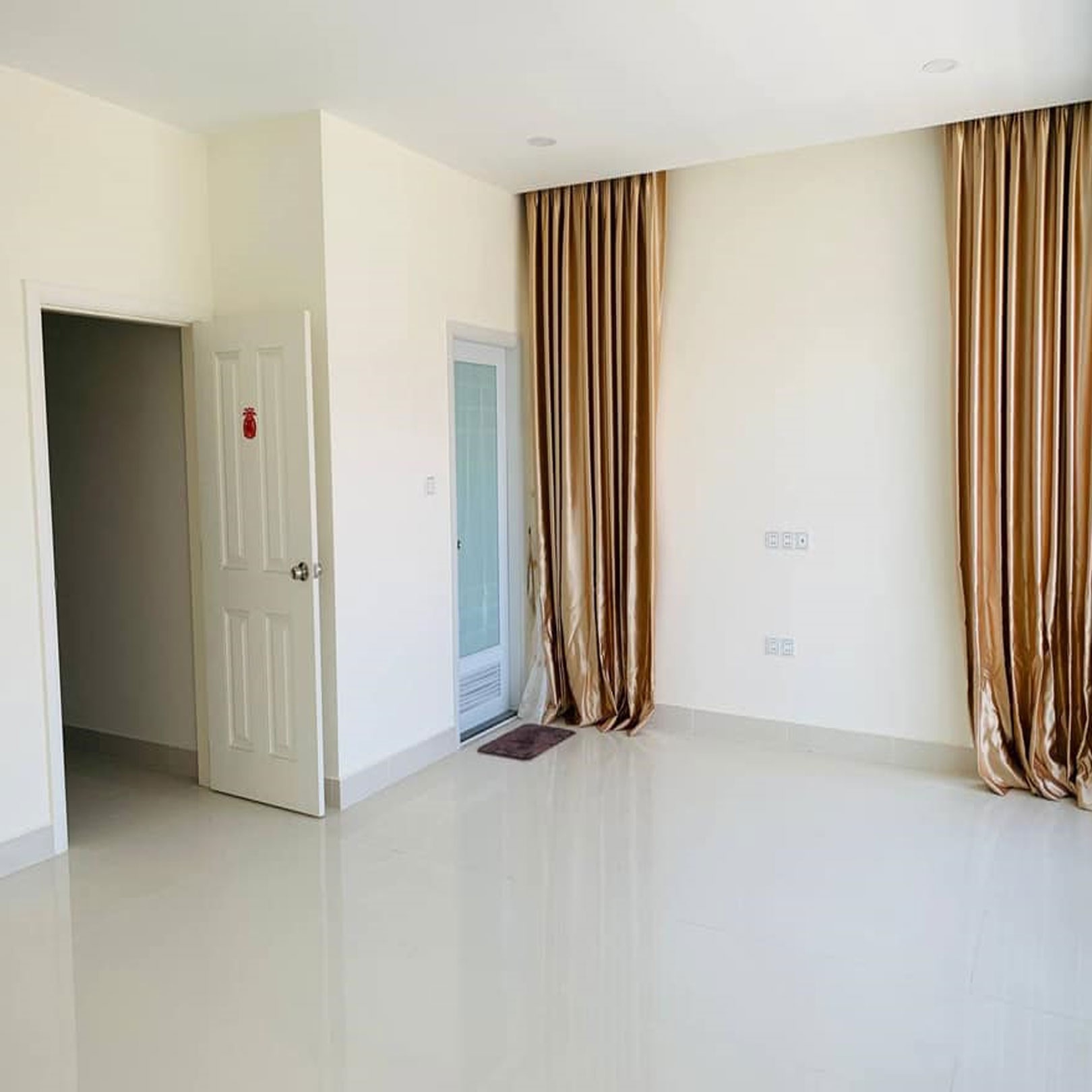 Twin Villa For Sale in Borey Peng Huoth 50m Mera Garden